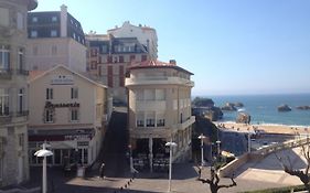 Le Petit Hotel